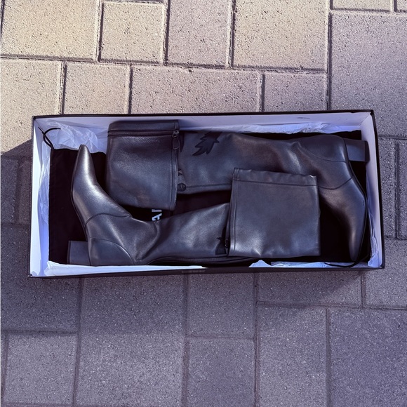 NWT🖤CHANEL🖤14A Metiers D'Art Dark Metallic Grey Thigh High Lambskin Boots - Picture 9 of 17